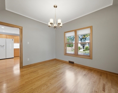 586 S Hawthorne Avenue - Photo Thumbnail 7