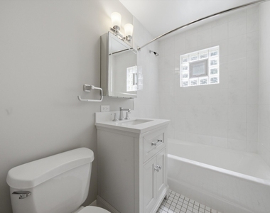586 S Hawthorne Avenue - Photo Thumbnail 17