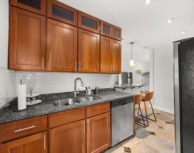 1625 Heidorn Avenue - Photo Thumbnail 6