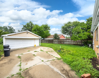 1625 Heidorn Avenue - Photo Thumbnail 16