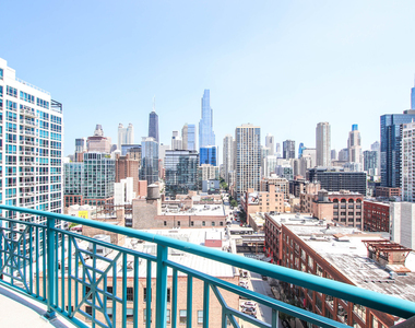340 W Superior Street - Photo Thumbnail 1
