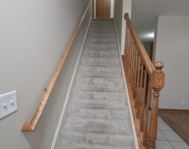 3959 Blackstone Drive - Photo Thumbnail 4