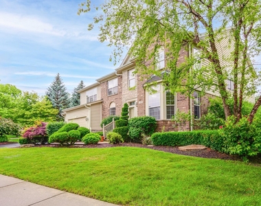 312 Camargo Court - Photo Thumbnail 2