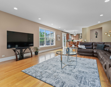 312 Camargo Court - Photo Thumbnail 14