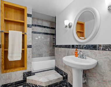 312 Camargo Court - Photo Thumbnail 43
