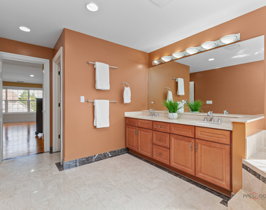 312 Camargo Court - Photo Thumbnail 32