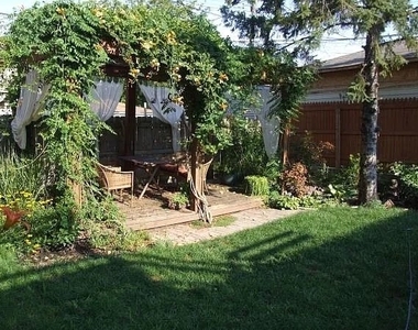 3312 W Wabansia Avenue - Photo Thumbnail 11