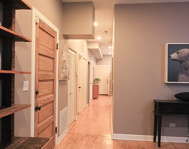 3312 W Wabansia Avenue - Photo Thumbnail 3