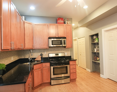3312 W Wabansia Avenue - Photo Thumbnail 5