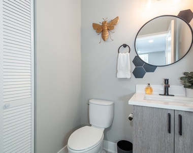 7205 S Ridgeland Avenue - Photo Thumbnail 12