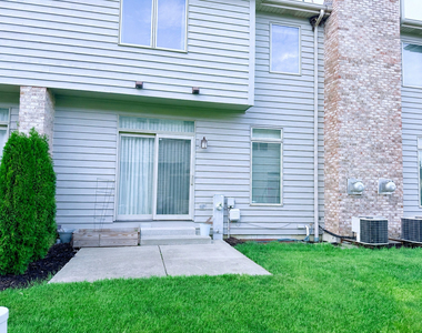 168 Mayo Court - Photo Thumbnail 10