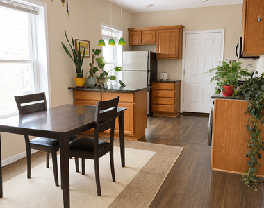 1626 W Farwell Avenue - Photo Thumbnail 5