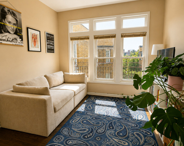 1626 W Farwell Avenue - Photo Thumbnail 1