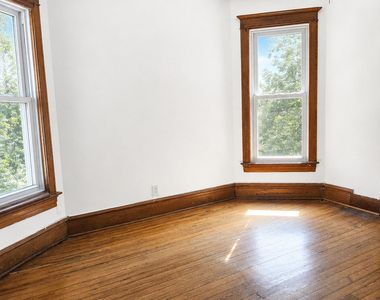 2423 N Washtenaw Avenue - Photo Thumbnail 6