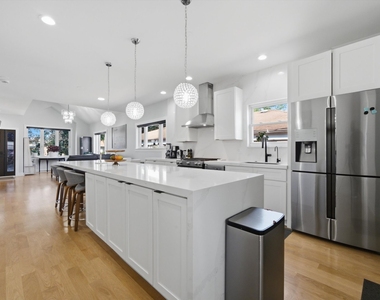 4623 S Kilpatrick Avenue - Photo Thumbnail 15