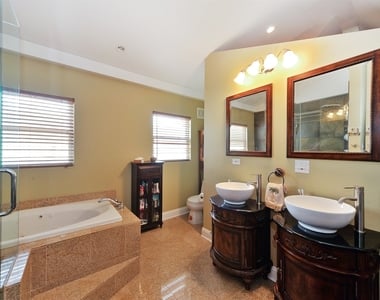 2650 W Logan Boulevard - Photo Thumbnail 14