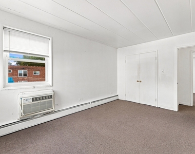 2025 W Granville Avenue - Photo Thumbnail 2