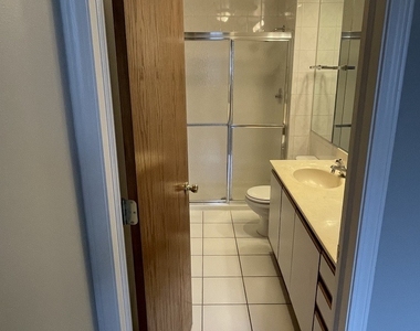 309 Elgin Avenue - Photo Thumbnail 5