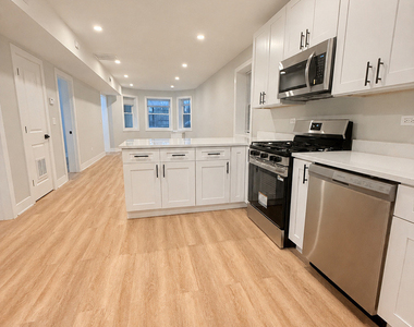 2850 N Avers Avenue - Photo Thumbnail 9
