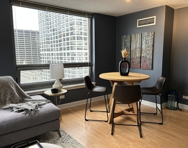 440 N Wabash Avenue - Photo Thumbnail 1
