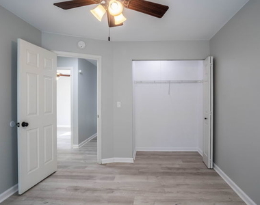 1575 Stockton Lane - Photo Thumbnail 19