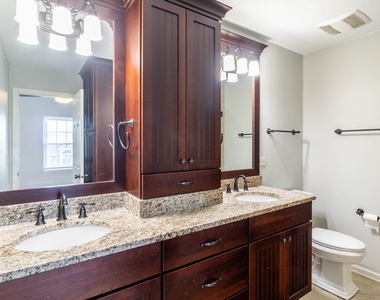 1575 Stockton Lane - Photo Thumbnail 13