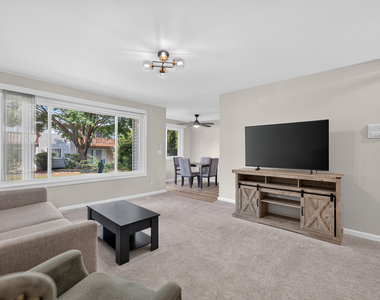 665 Thorntree Court - Photo Thumbnail 3