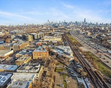 2221 N Lister Avenue - Photo Thumbnail 21