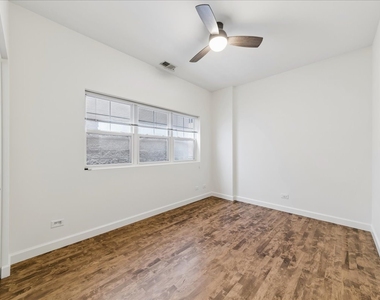 1046 W Fulton Market - Photo Thumbnail 9
