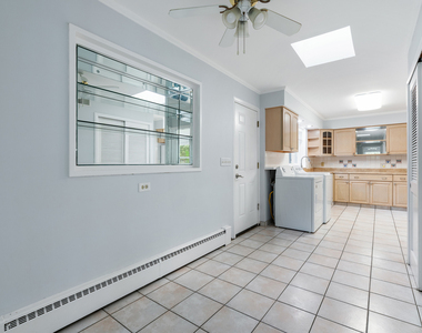 301 N Derbyshire Avenue - Photo Thumbnail 7