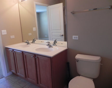 1137 Reserve Drive - Photo Thumbnail 5