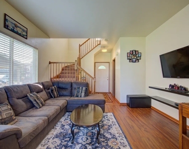 14005 Danbury Drive - Photo Thumbnail 5