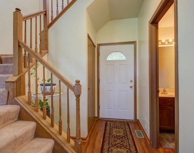 14005 Danbury Drive - Photo Thumbnail 3