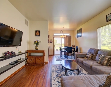 14005 Danbury Drive - Photo Thumbnail 4