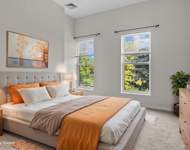 111 E Van Buren Street - Photo Thumbnail 21