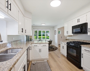 116 Sturtz Street - Photo Thumbnail 12