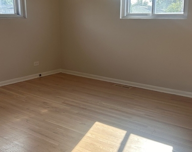 8501 W Normal Avenue - Photo Thumbnail 8