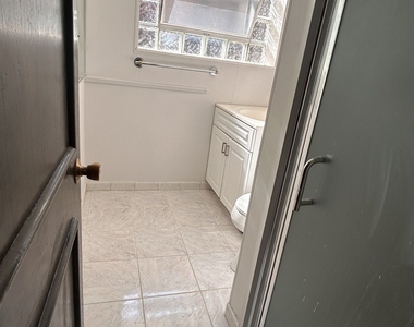 8501 W Normal Avenue - Photo Thumbnail 10
