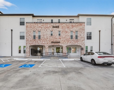 2445 Shadow View Lane - Photo Thumbnail 13