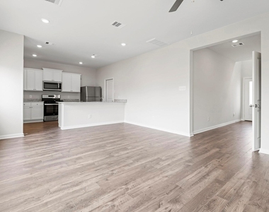 5758 Wild Iris Drive - Photo Thumbnail 3