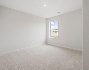 5758 Wild Iris Drive - Photo Thumbnail 14