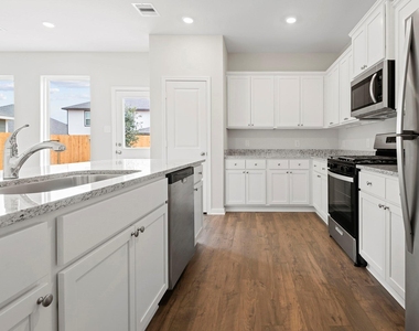 5758 Wild Iris Drive - Photo Thumbnail 8