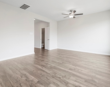 5758 Wild Iris Drive - Photo Thumbnail 2
