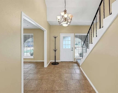 9611 Crail Drive - Photo Thumbnail 1