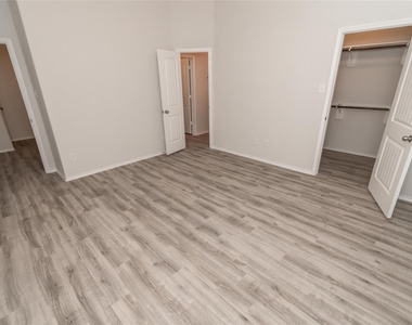 5334 Hawksbury Creek Trail - Photo Thumbnail 7