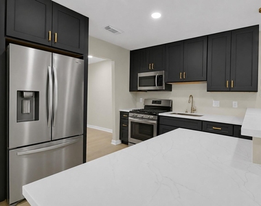 8010 Botany Lane - Photo Thumbnail 3