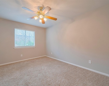 17323 Thicket Hollow Lane - Photo Thumbnail 29