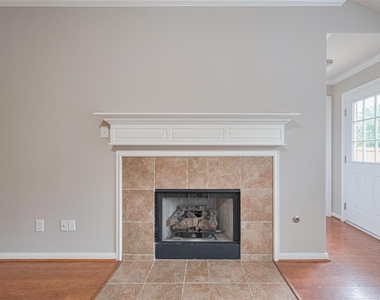 17323 Thicket Hollow Lane - Photo Thumbnail 9