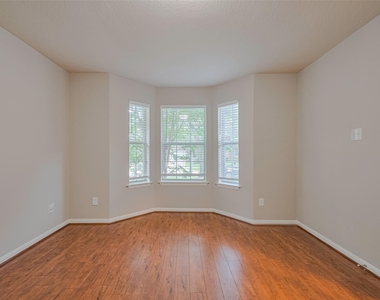 17323 Thicket Hollow Lane - Photo Thumbnail 6