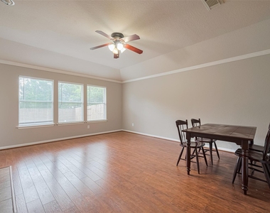 17323 Thicket Hollow Lane - Photo Thumbnail 10